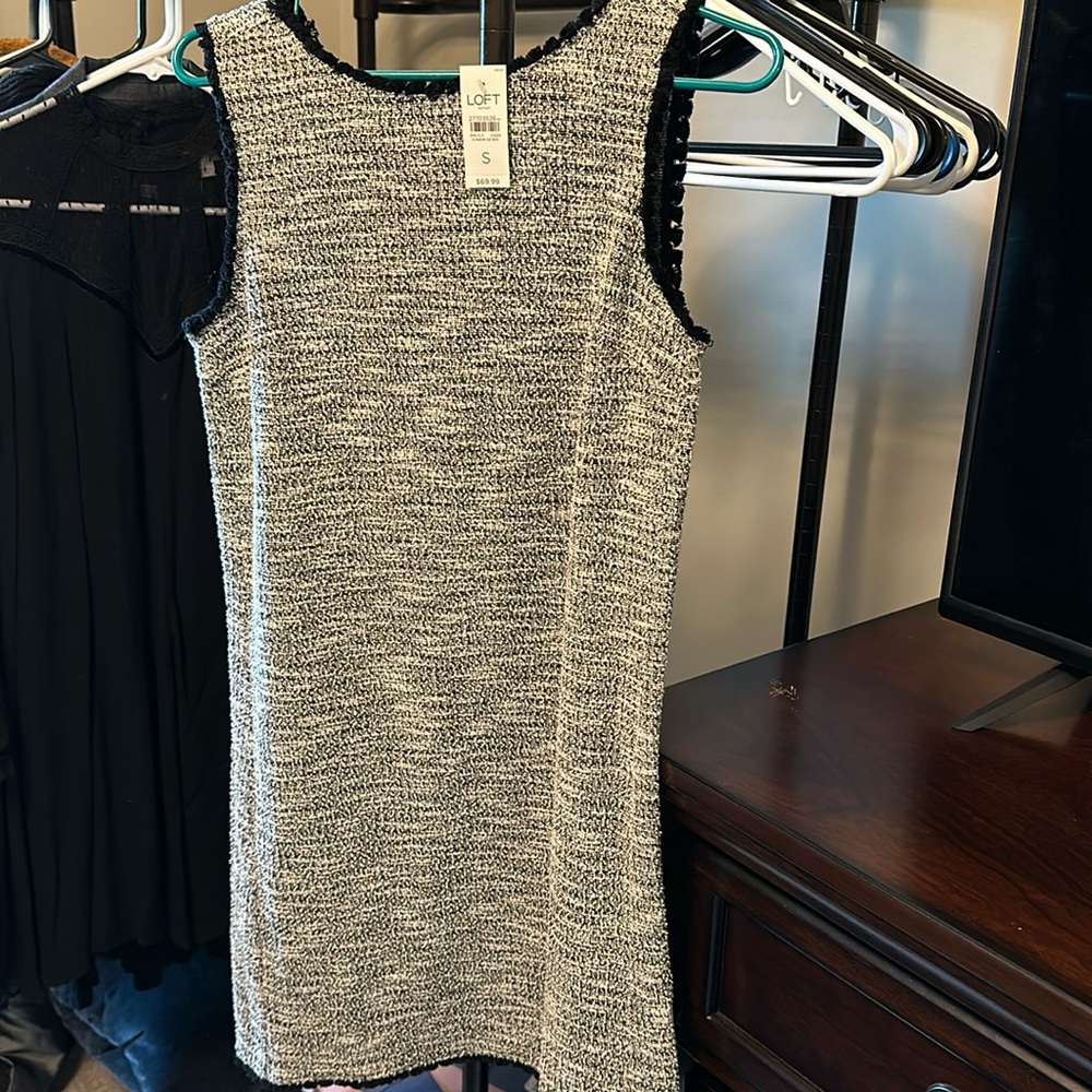 NWT. Loft sleeveless dress. Size small.